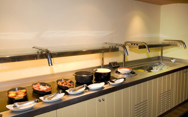 Premier Inn Norwich Nelson City Centre