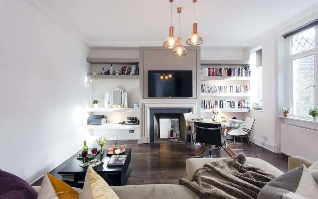 The Chelsea Harrington Apartment - KK