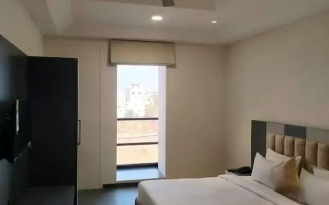 Heaven X Inn Hotel