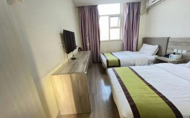 Runjia Chain Hotel Xi'an Lepo Subway Station