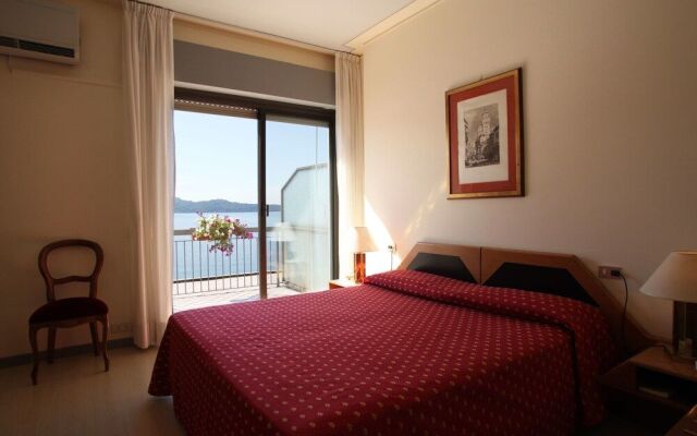 Hotel Miralago