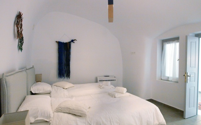 Santorini Caves