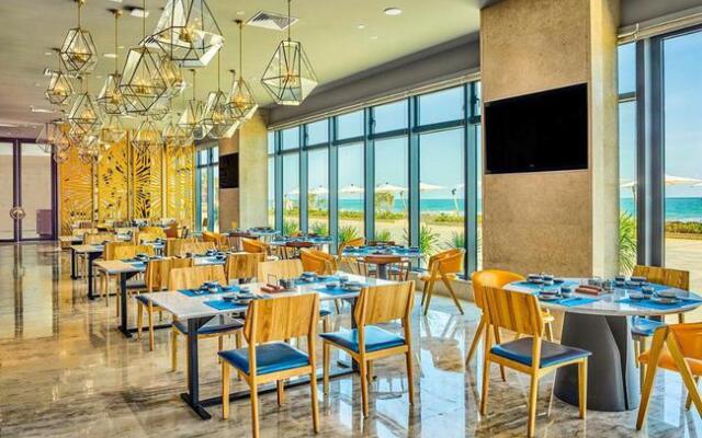 Dusit Thani Shuangyue Bay Resort Huizhou