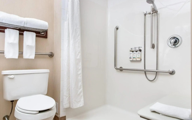 Holiday Inn Express Hotel & Suites Edmonton North by IHG
