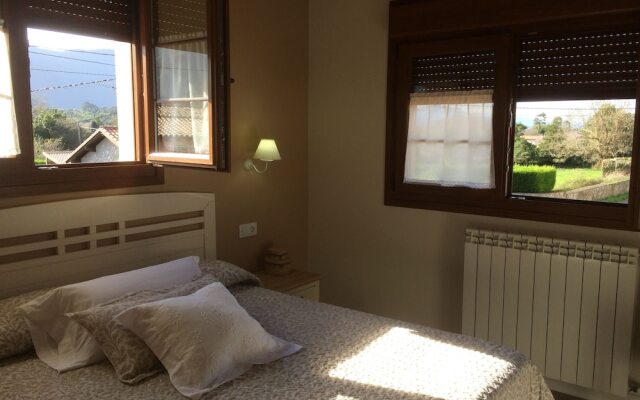 Apartamentos La Llastra de Garaña