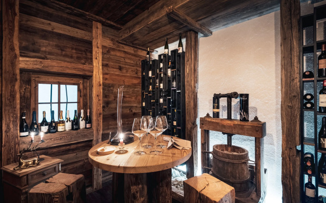 Les Dolomites Mountain Lodges