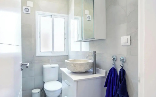 City Loft - Bright and Spaceful Apartment