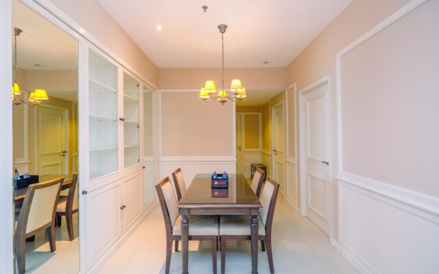 Gandaria Heights Apartment with Mall Access