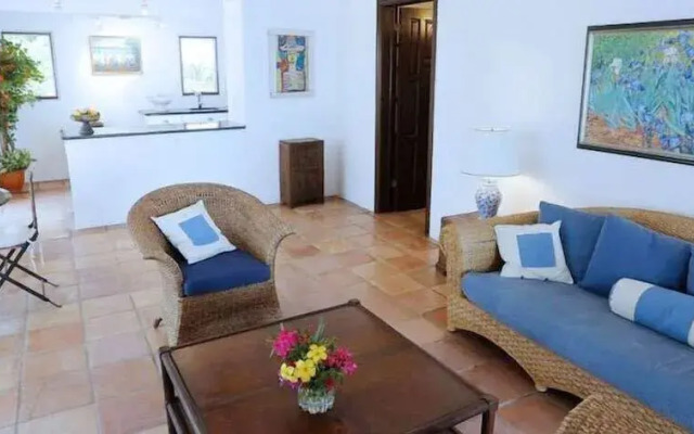 Zenaida Estate