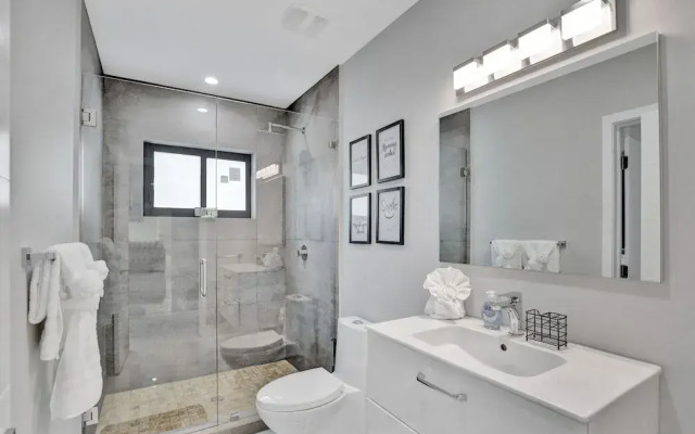 Renovated 5 Br Home with Heated Pool