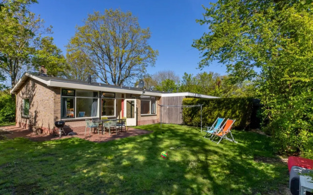 Bungalow Near Dutch Beach With Garden