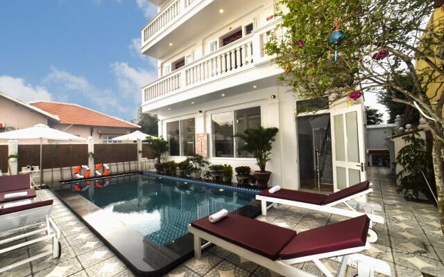fullhouse hoian
