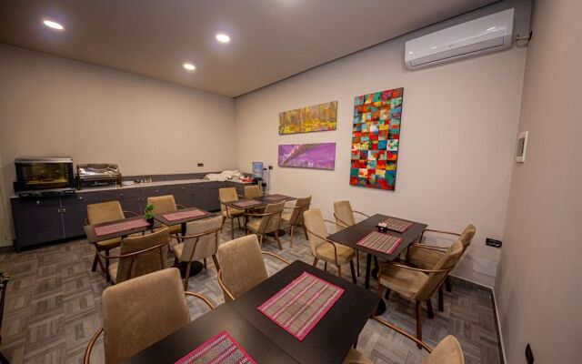 Hotel Relax City Center
