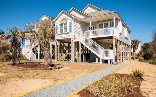 Sea Glass by Oak Island Accommodations