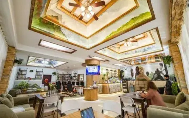 Hansu Exotic Inn (Zhangjiajie Wulingyuan Branch)