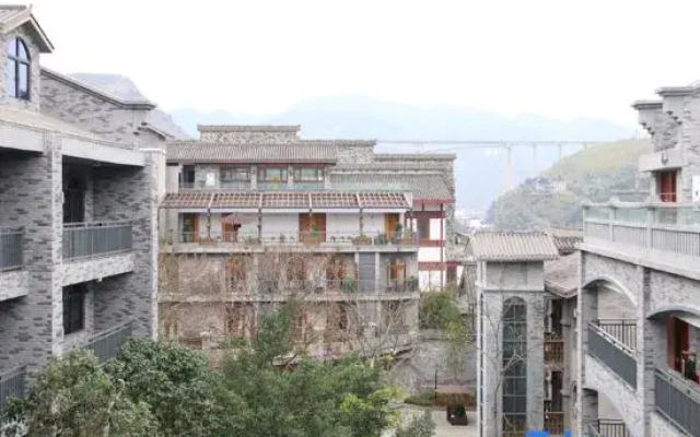 Suiyue Tucheng Hotel