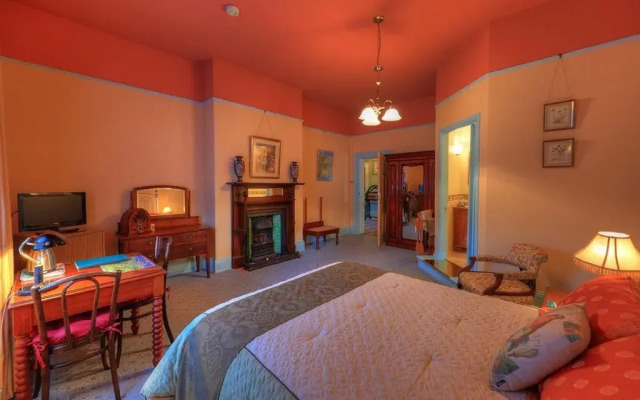 The Dragonfly North West B&B