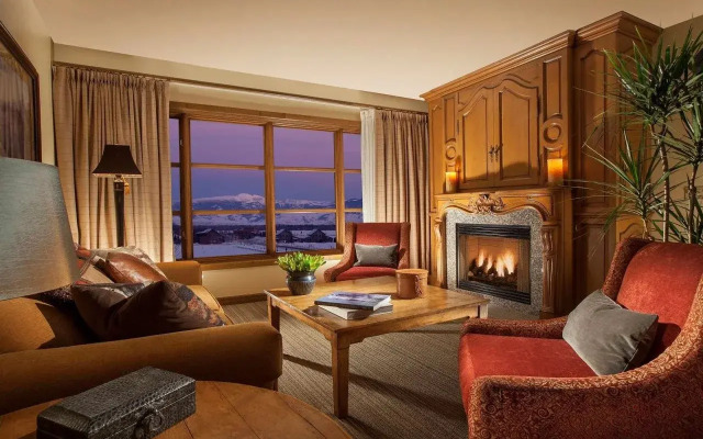 Snake River Lodge - Amenities at Sister Property