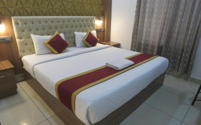 OYO 7077 Reegate Inn