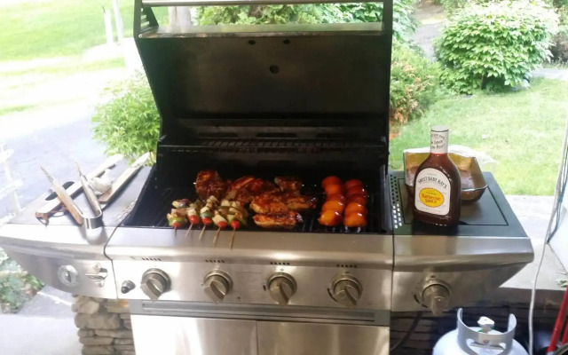 Maple Springs Lake Side Inn