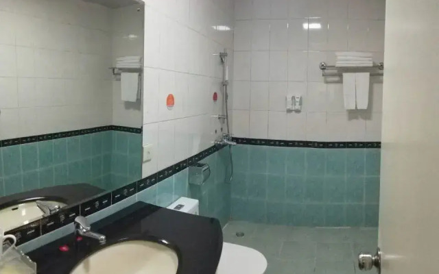 Xingpin Youxiang Hotel (Dongguan Hanbang 66 Plaza)