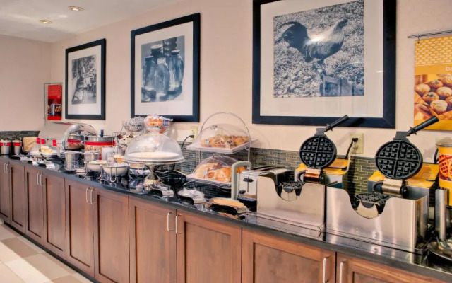 Hampton Inn & Suites Denver Tech Center