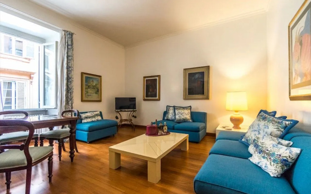 Blue Spirit Apartment