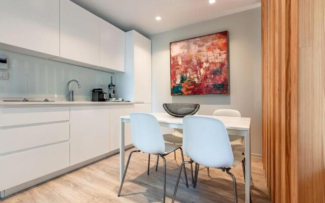 EOS Luxury Suites