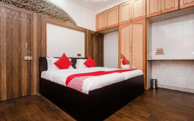 Madam Re Hospitality Bhandup By OYO Rooms