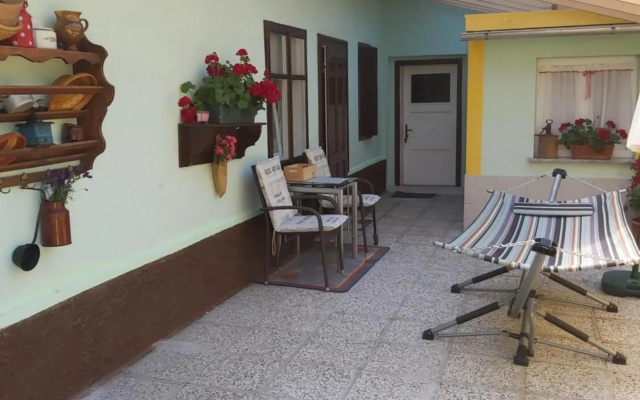Apartments & Rooms Florjana