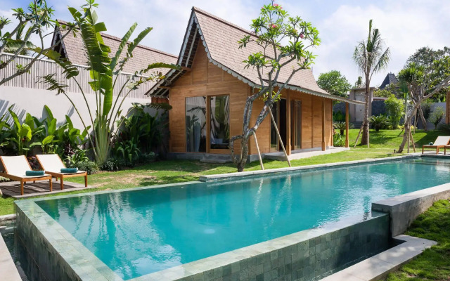 Villa Alea by Villa Finder