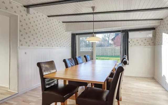 8 Person Holiday Home in Nysted