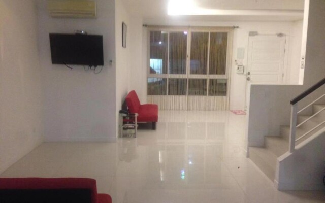 Island Hostel