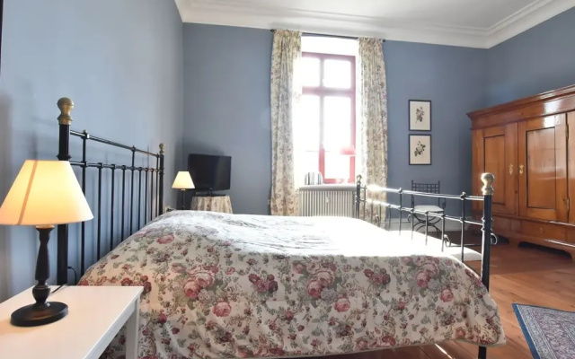 Grand Apartment in Satow with Garden