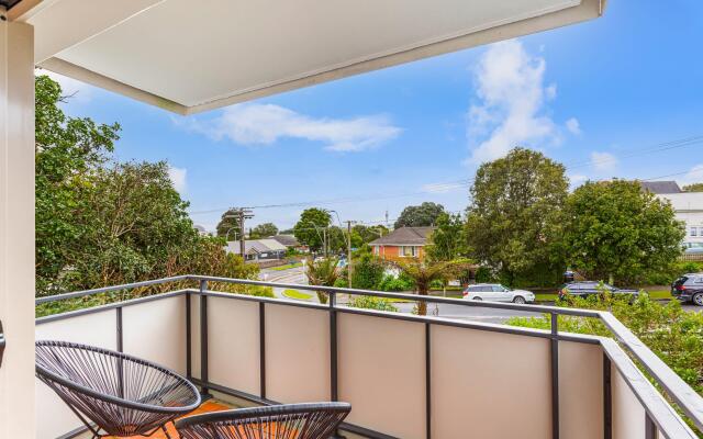 Lovely 2-Bedroom Apartment with Free Parking