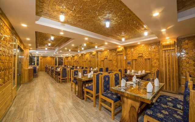Opera Inn