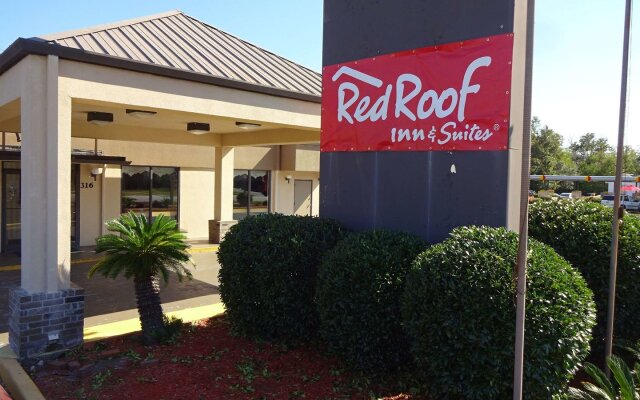 Red Roof Inn & Suites Statesboro - University