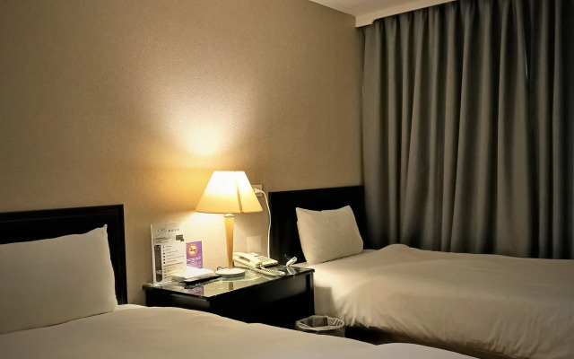 Well Garden Hotel