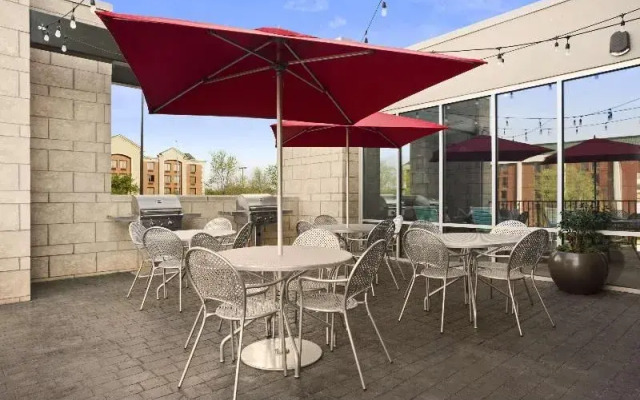 Home2 Suites Greensboro Airport, NC