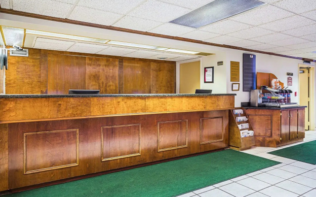 Quality Inn & Suites Altoona