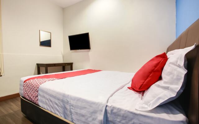 OYO 89451 Hotel Taj Inn Seksyen 7