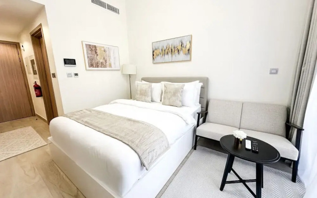 Easygo-spacious Luxury STU Azizi Rivra16