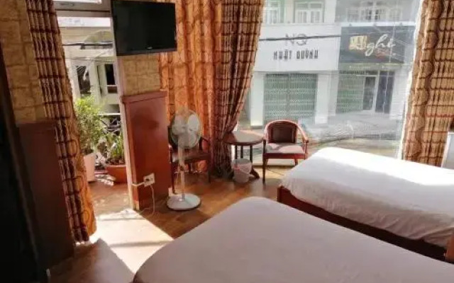 Xun Huong Hotel