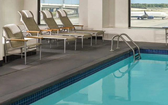 The Westin Detroit Metropolitan Airport