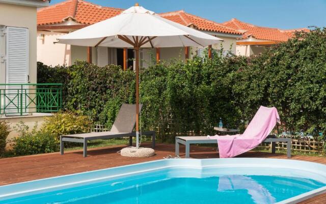 Venus Villa with Private Pool, 2min to the Beach