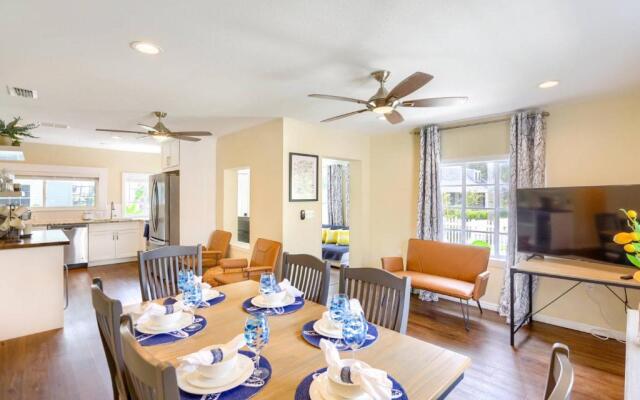 Dunedin Main Street Bungalow