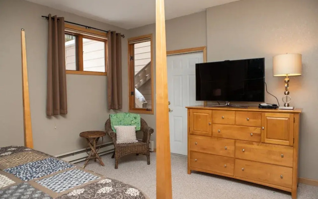 Sunvail S 13e 2 Bedroom Condo by RedAwning