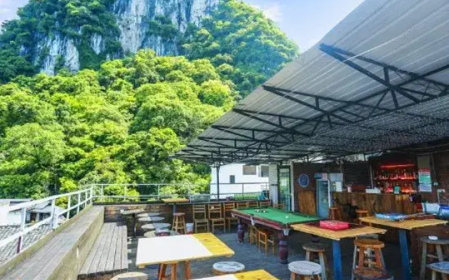Yangshuo Showbiz Youth Hostel