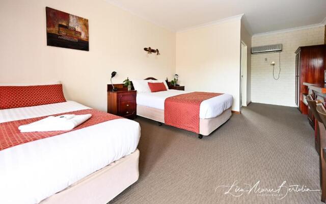 Narrandera Club Motor Inn