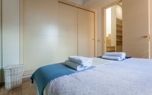 Green - Apartments Duplex Giralda View